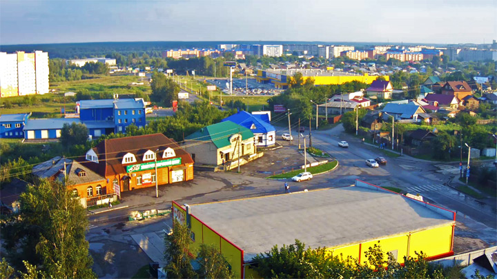 Онлайн веб-камера у перекрёстка Красноармейская/Митрофанова в Бийске